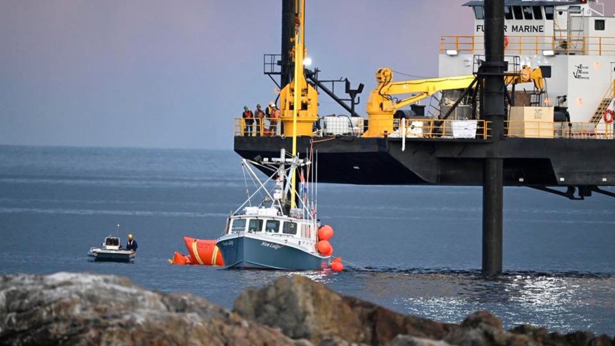 Akcja podniesienia z dna holownika