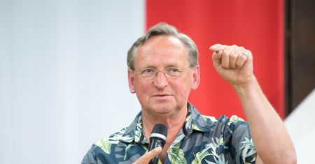 "Zastosować manewr Pattona". Kuriozalna rada Cejrowskiego dla służb