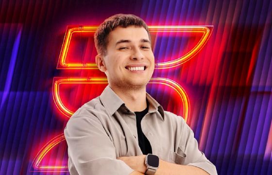 Tak zarabia Ekipa Holding. Mniej z odzieży, prawie 20 mln zł ze "100 dni do matury"