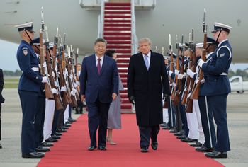 Donald Trump komplementuje Xi Jinpinga. Chiński lider jest w USA od środy