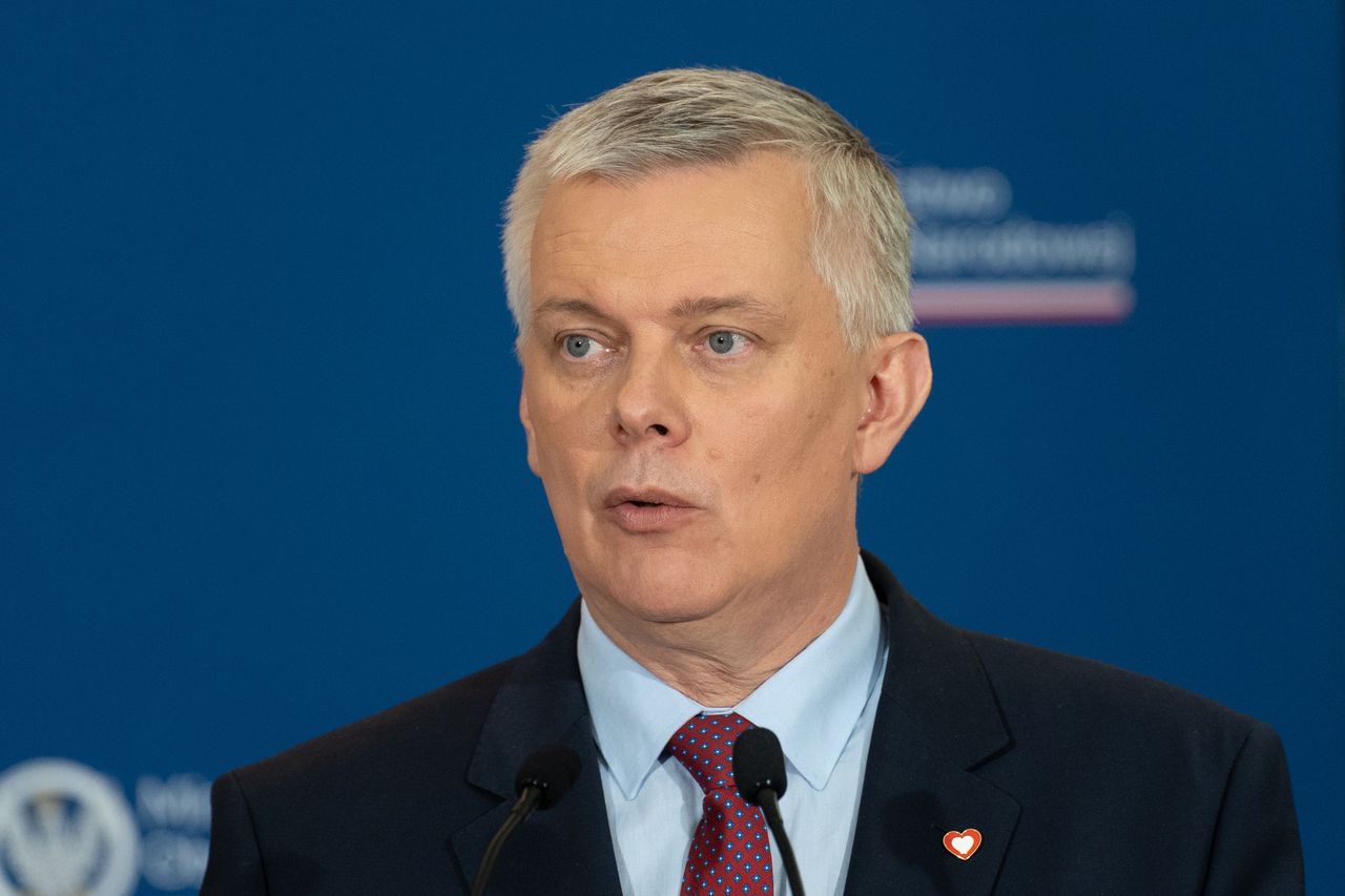 minister spraw wewnętrznych i administracji Tomasz Siemoniak