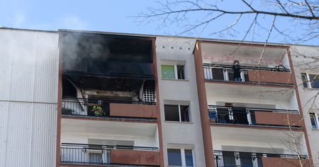 Poznań. Osiedle Kopernika: pożar w wieżowcu