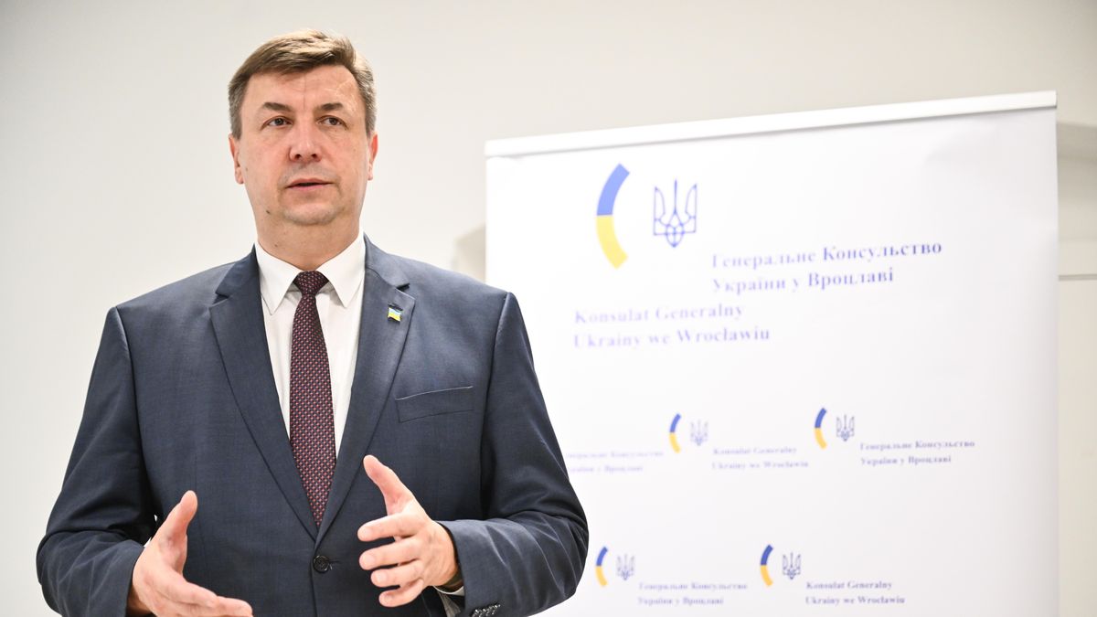 Yurii Tokar
Wroc�aw, 18.11.2024. Konsul generalny Ukrainy Yurii Tokar podczas konferencji prasowej w Konsulacie Generalnym Ukrainy we Wroclawiu, 18 bm. Dzisiaj przypada 999. dzie� wojny Rosji przeciw Ukrainie. (doro) PAP/Maciej Kulczy�ski
Maciej Kulczy�ski
dyplomata, konferencja, konsul, polityk, polityka, Ukrainy