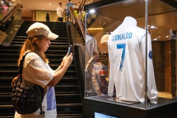 Ronaldo otwiera muzeum w Hongkongu. Sportowe osiągnięcia to nie wszystko
