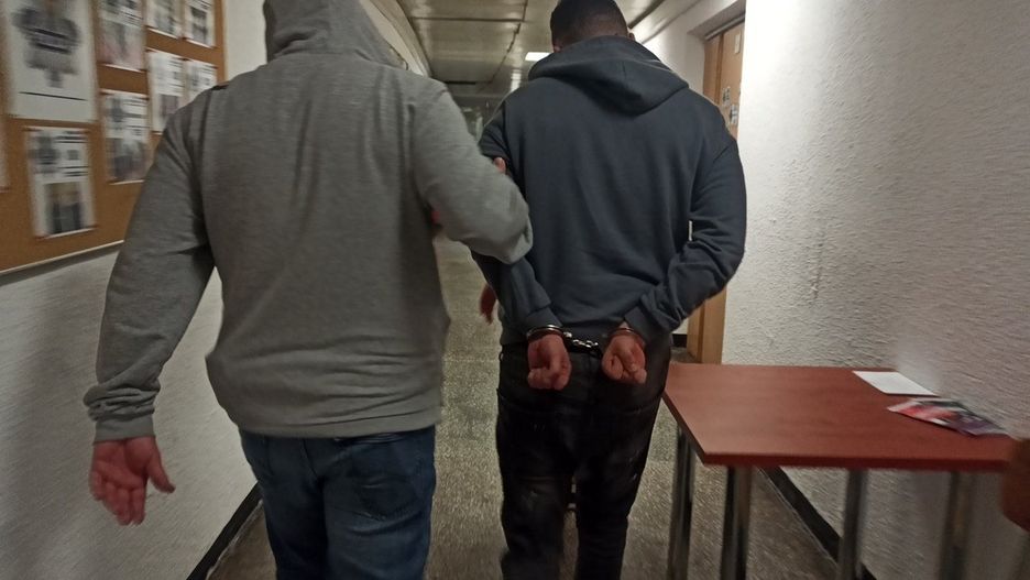 Policja zatrzymała podejrzanych o oszustwo