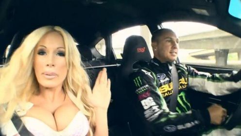 Duże piersi, Dave Mirra i Subaru Impreza [wideo]