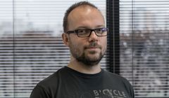 Marcin Dyczak nie jest już dyrektorem marketingu Allegro, jego obowiązki przejął Adam Szałamacha