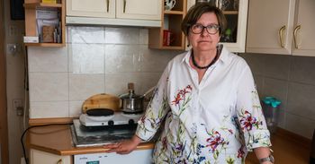Od dwóch lat gotują na kuchence turystycznej. W tym budynku w Poznaniu gazu nie ma i nie będzie
