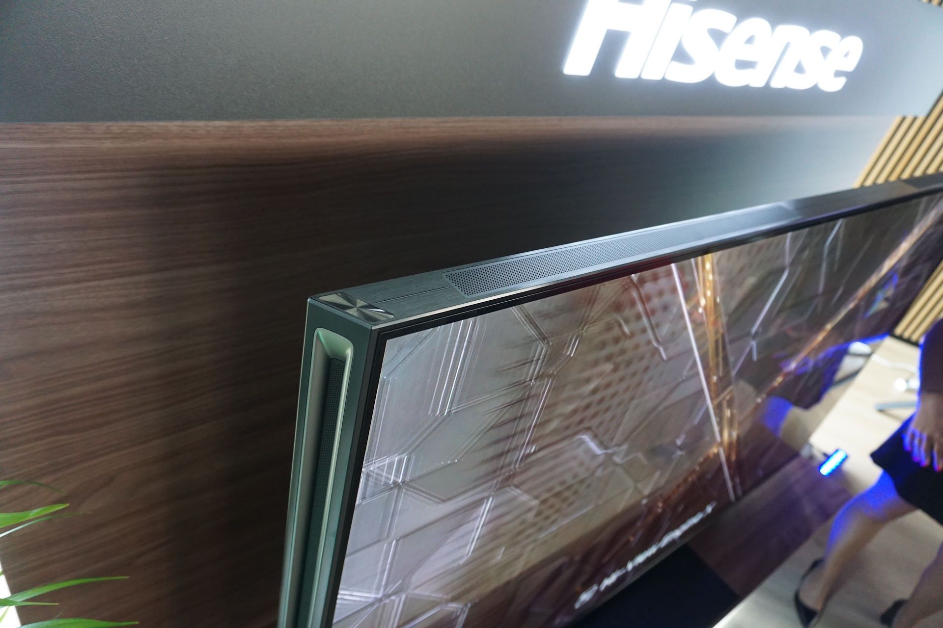Hisense UX głośniki atmos
