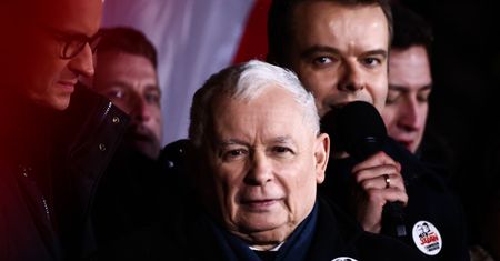 Kaczyński przed Prokuraturą Krajową. Mówił o "przejęciu"