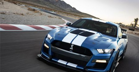 Shelby GT350 i GT500 z rocznicowym pakietem Signature Edition. Dla tych, którzy do tabasco sypią pieprz cayenne