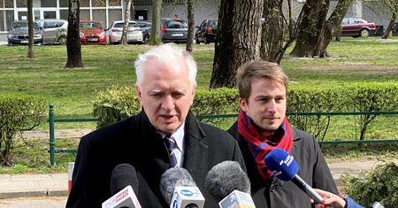 "Musimy odmrażać gospodarkę. Najpóźniej od przyszłego tygodnia". Jarosław Gowin odpowiada na pytania WP