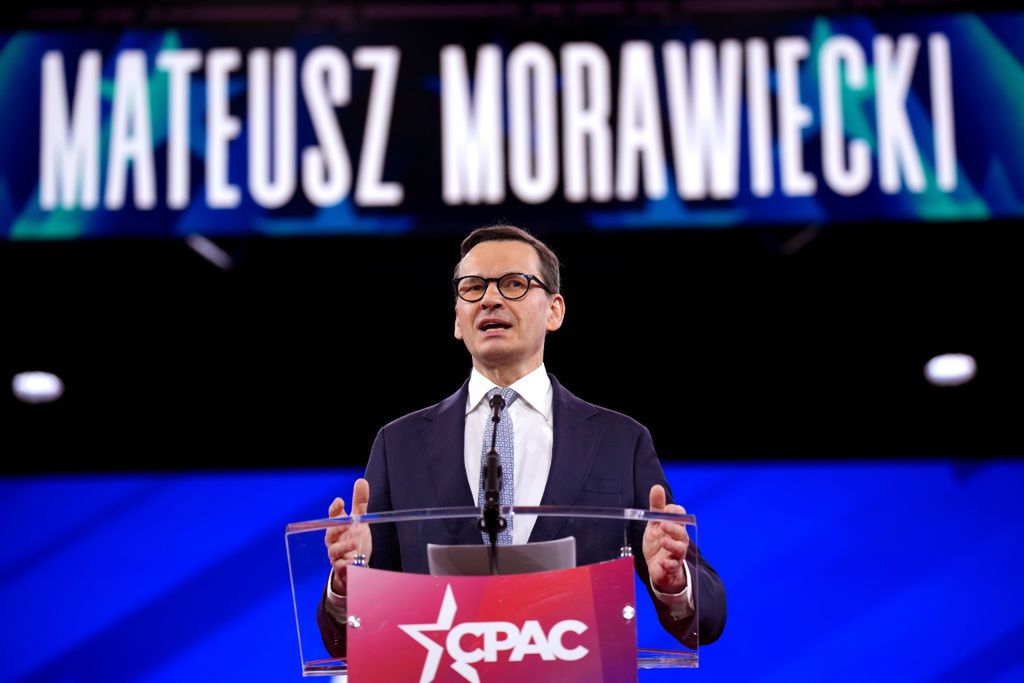 "Nasz kraj nigdy się nie poddaje". Oklaski dla Morawieckiego w USA