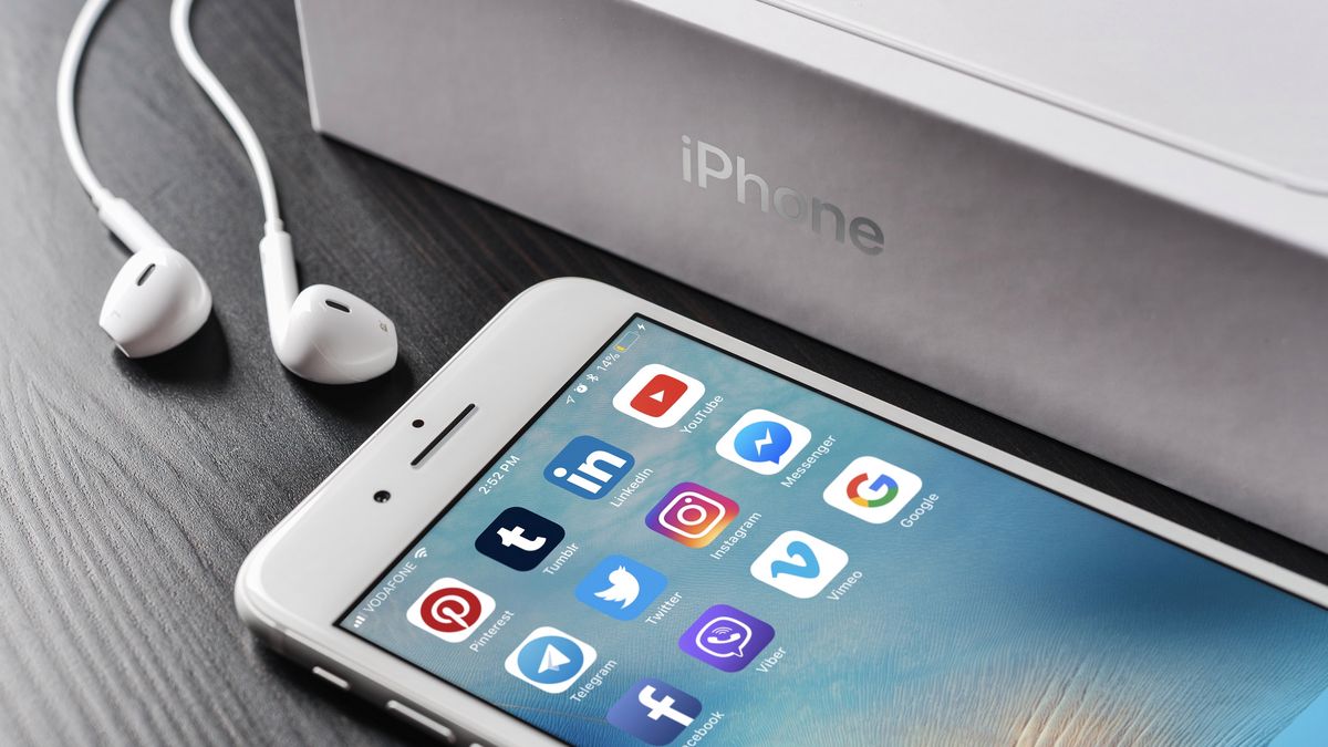 Niektóre iPhone'y 8 wymagają wymiany płyty głównej (depositphotos)