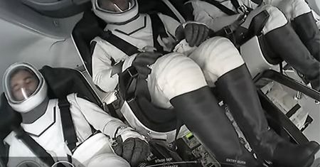 Polak w kosmosie. Sławosz Uznański zwrócił się do rodaków