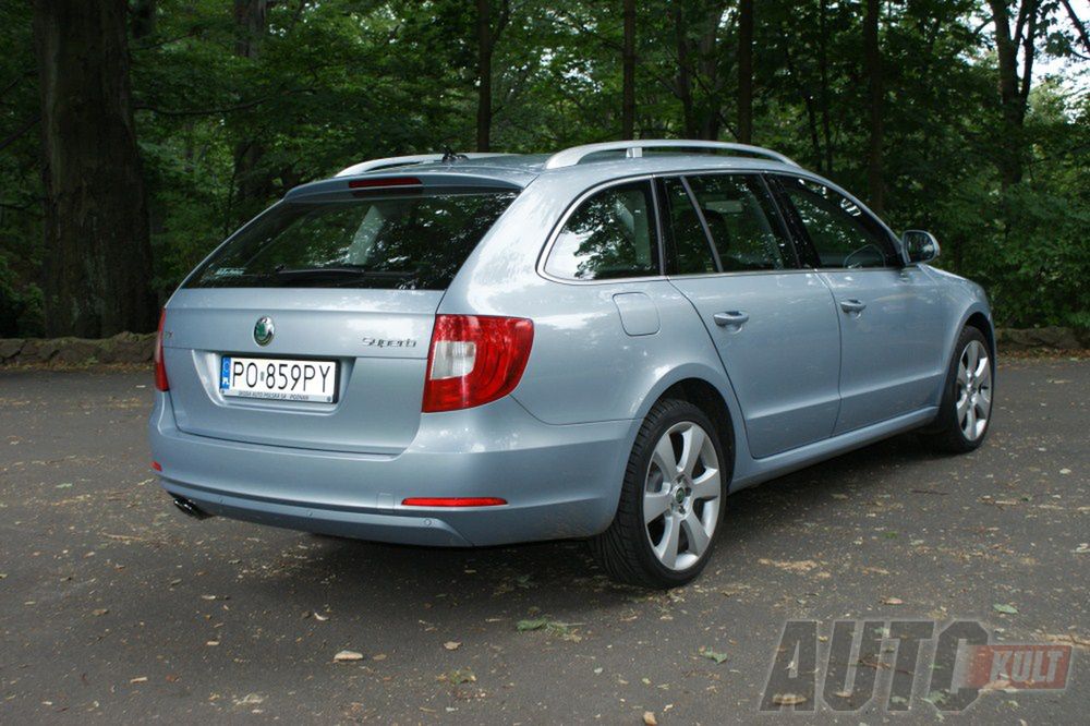 Skoda Superb kombi