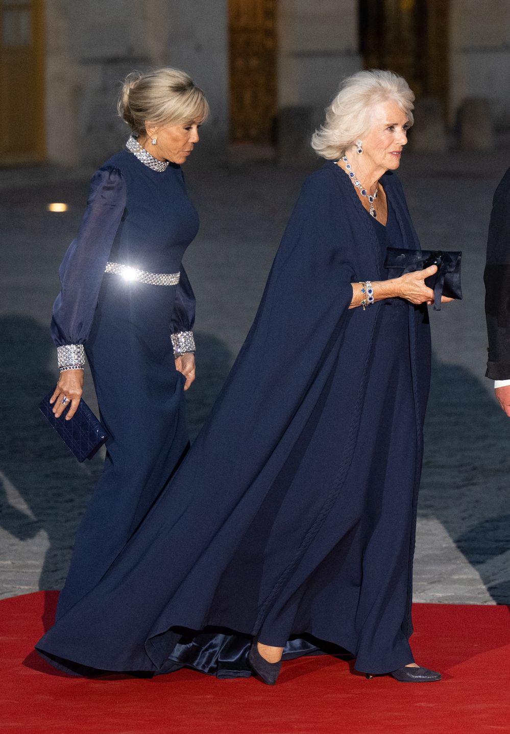Emmanuel i Brigitte Macron na wieczornym spotkaniu z brytyjską parą królewską