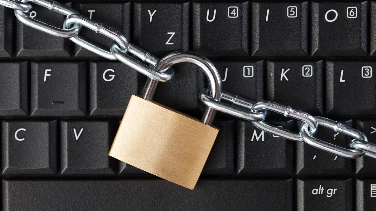 Boty cenzurujące ocenzurowały artykuł krytykujący cenzurę (depositphotos)