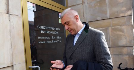 Wpis Romana Giertycha znów rozgrzał internet. "Przestańcie się mazać"