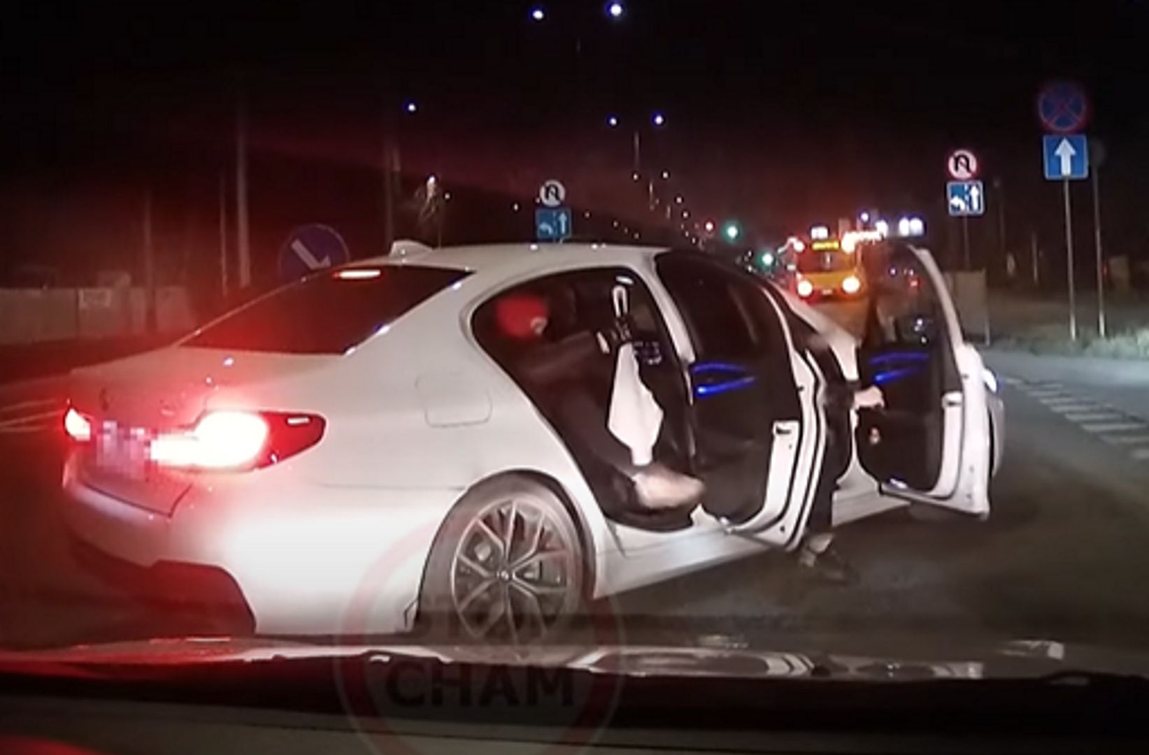 BMW nagle zajechało mu drogę. Przerażające nagranie wideo z Ząbek