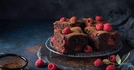 Brownie z malinami – klasyka w nowoczesnym wydaniu