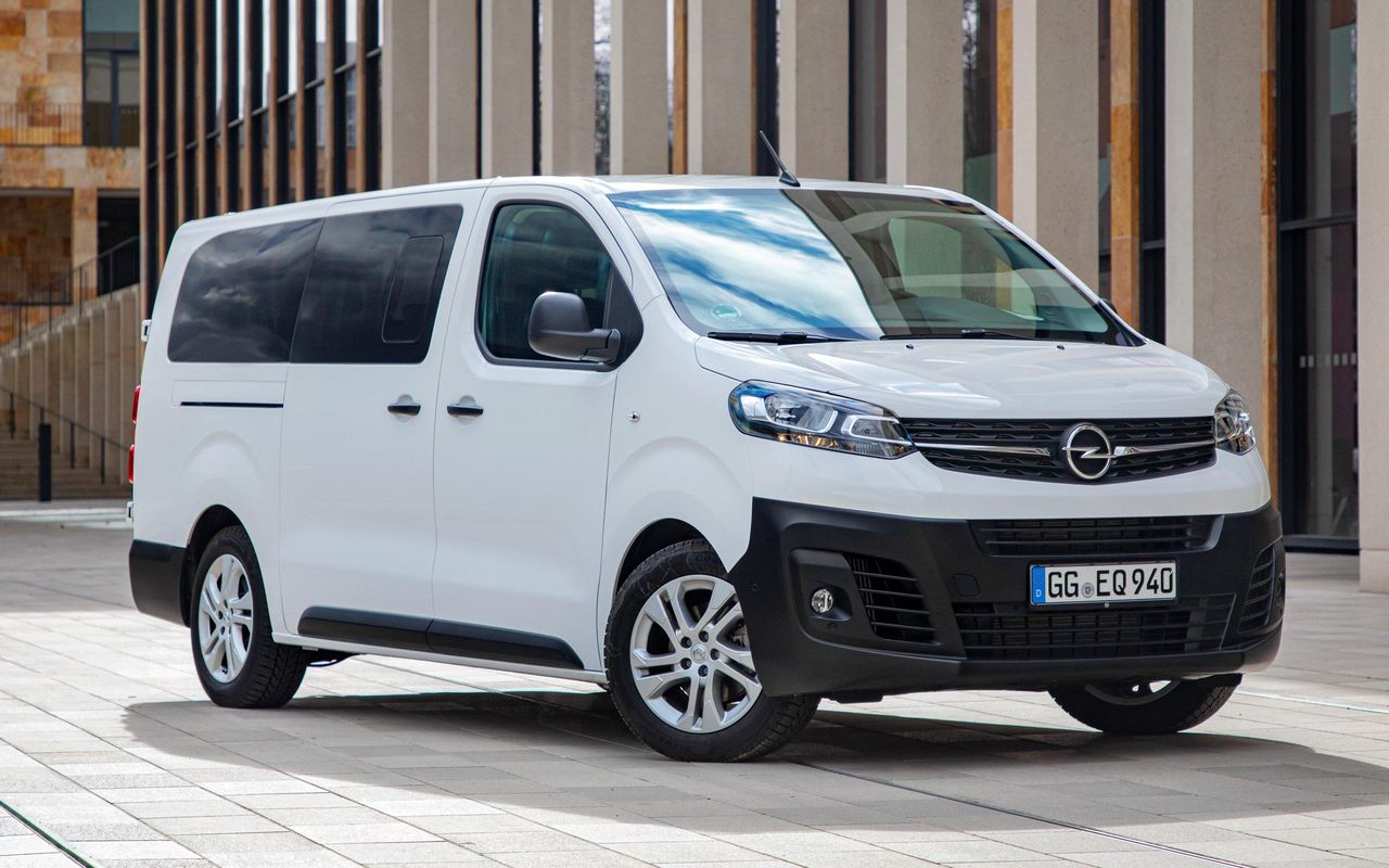 Opel Vivaro Kombi już w salonach. Znamy ceny modelu w Polsce