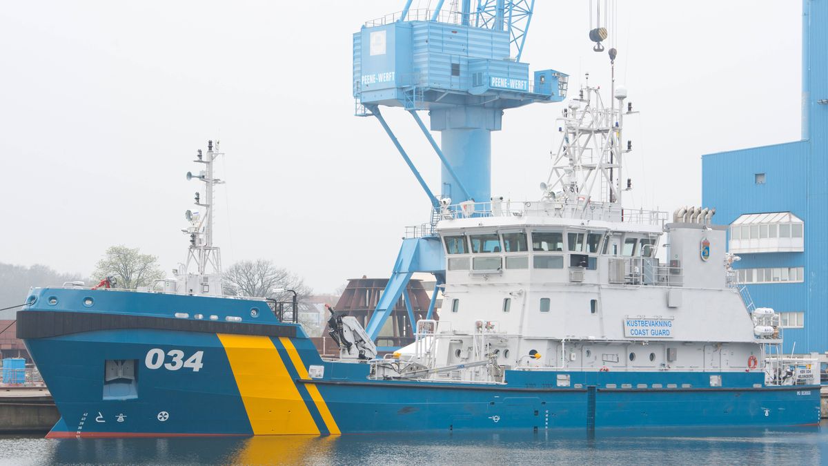 Sabotaż na Bałtyku. Szwedzi zatrzymali podejrzany statek. Płynął z Rosji (na zdjęciu okręt straży przybrzeżnej Szwecji)