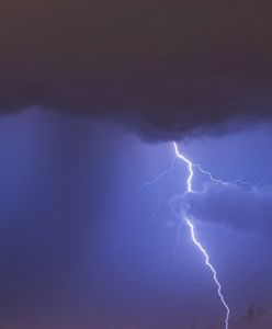 Piorun wpadł do domu. Reanimowali kobietę