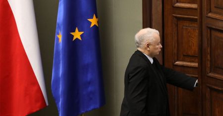 Prezes miał rację. PiS w tarapatach. Mamy najnowszy sondaż