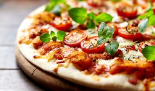 Ciasto jak z włoskiej pizzerii. Przygotujesz je w domowych warunkach