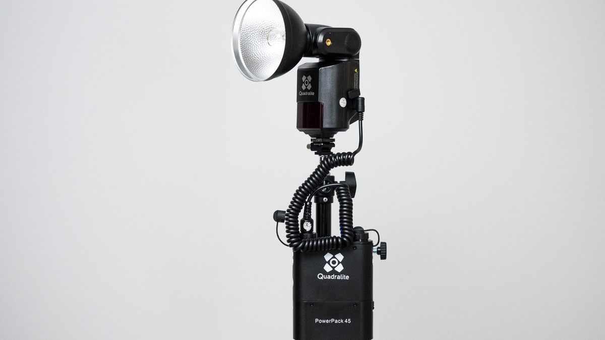 Kup lampę Quadralite Reporter 360 TTL, a softbox dostaniesz  za 1 zł 1