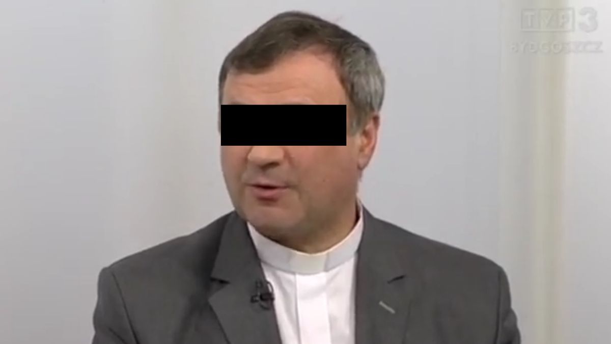 Ksiądz groził bronią protestującym