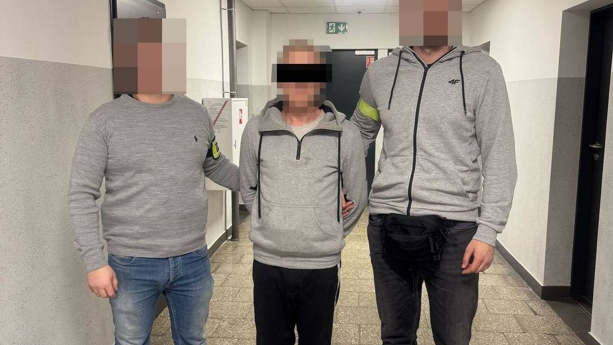 43-latek odpowie za oszustwo na policjanta