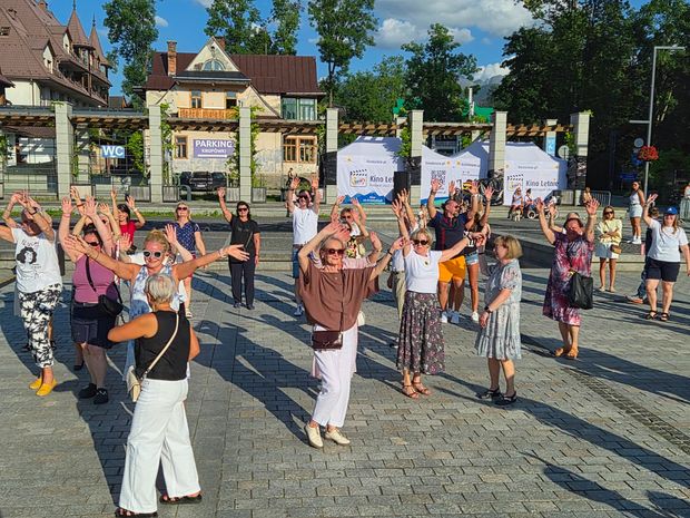 Ruszyły wakacyjne potańcówki w Zakopanem