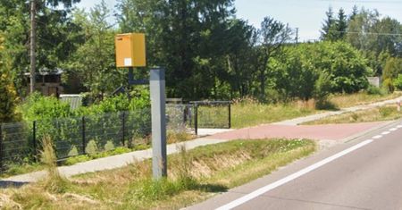 Ujrzał fotoradar. Celowo dodał gazu. Burmistrz tłumaczy