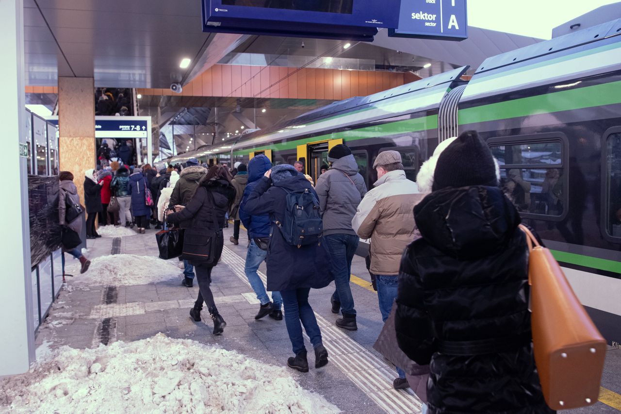 Podwyżki cen biletów w PKP Intercity. Rząd zapowiada pomoc