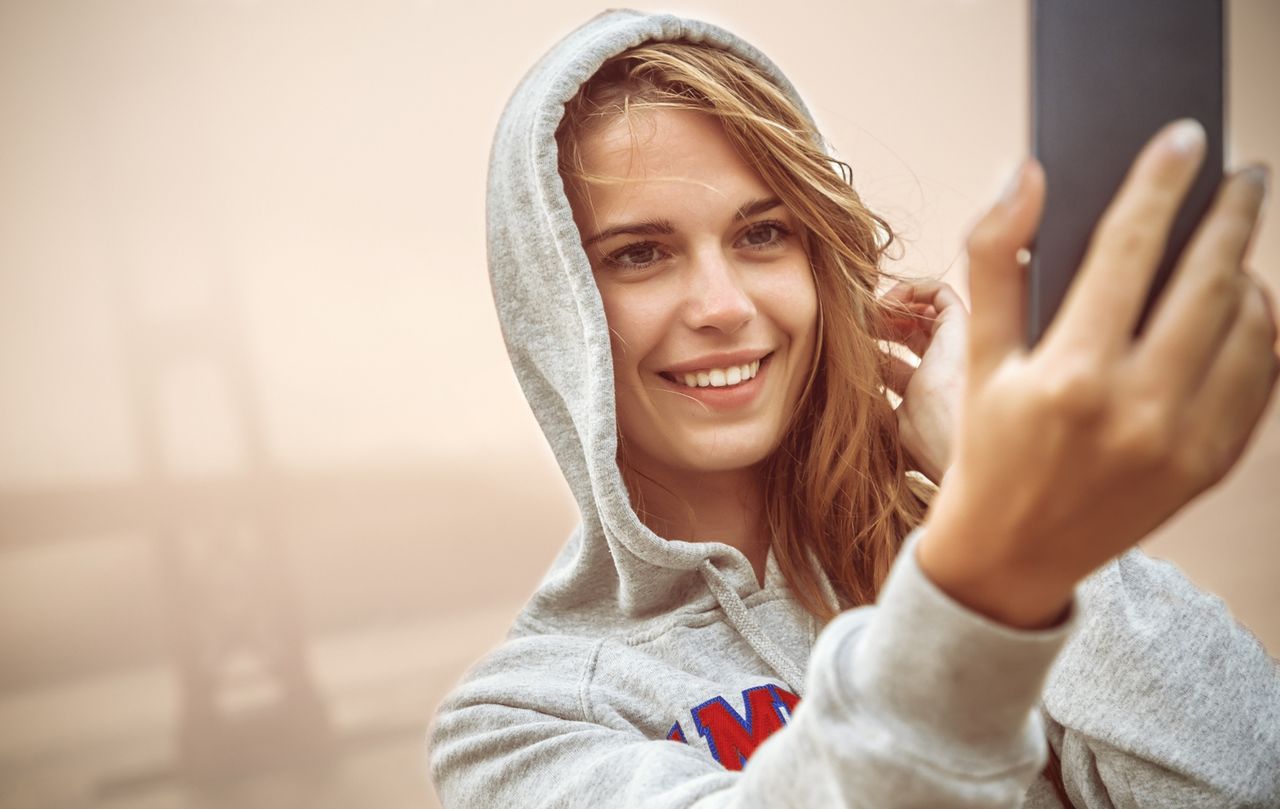 Nowości HTC: smartfon do selfie, One z WP8.1 i nowy motylek