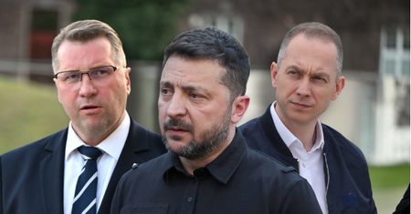 "Zdradził największego sojusznika". Czarnek uderza w Zełenskiego