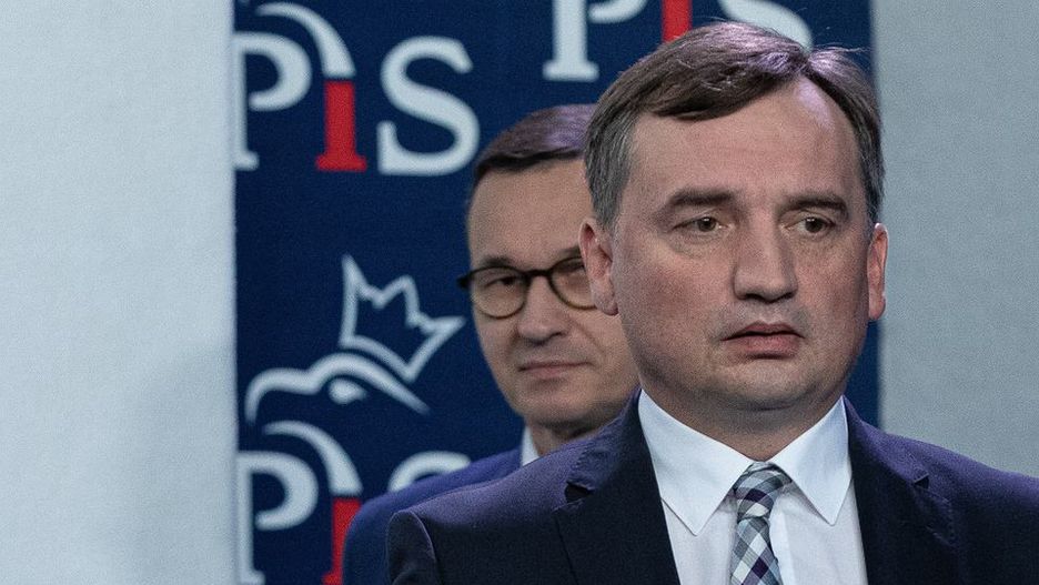 PiS
