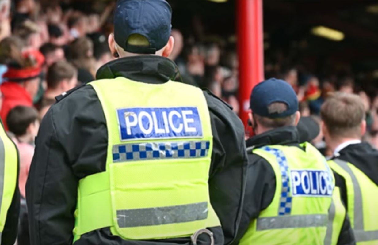 Pseudokibice na celowniku. Brytyjska policja będzie ich oznaczać