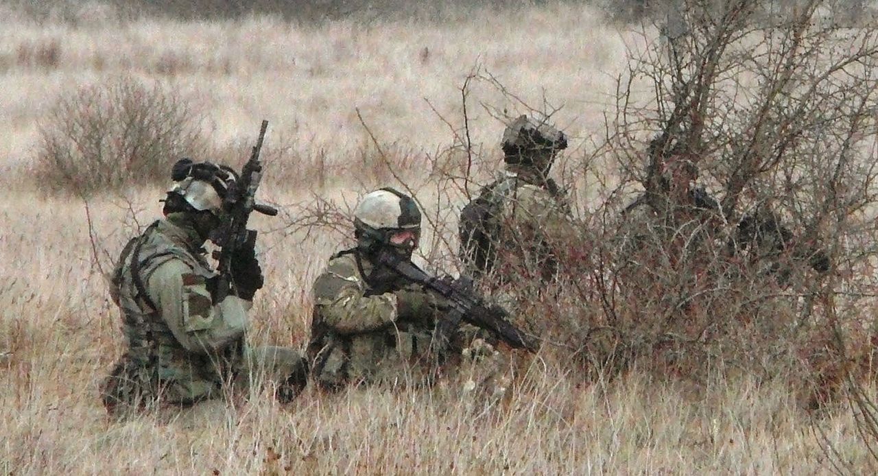 Żołnierze GROM i Navy Seals podczas wspólnych ćwiczeń