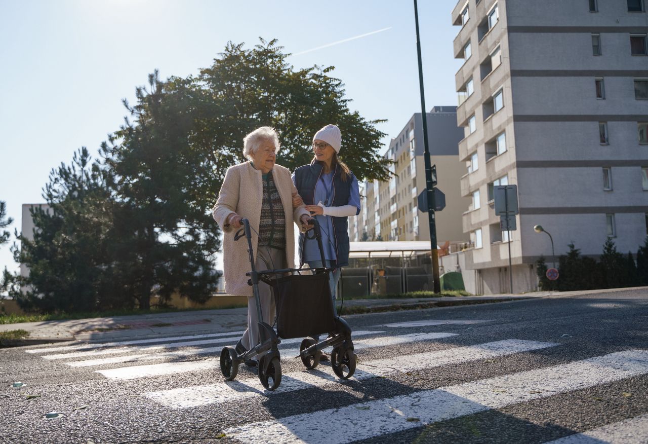 Dodatkowe pieniądze od ZUS. Jak otrzymać 500 plus dla seniora