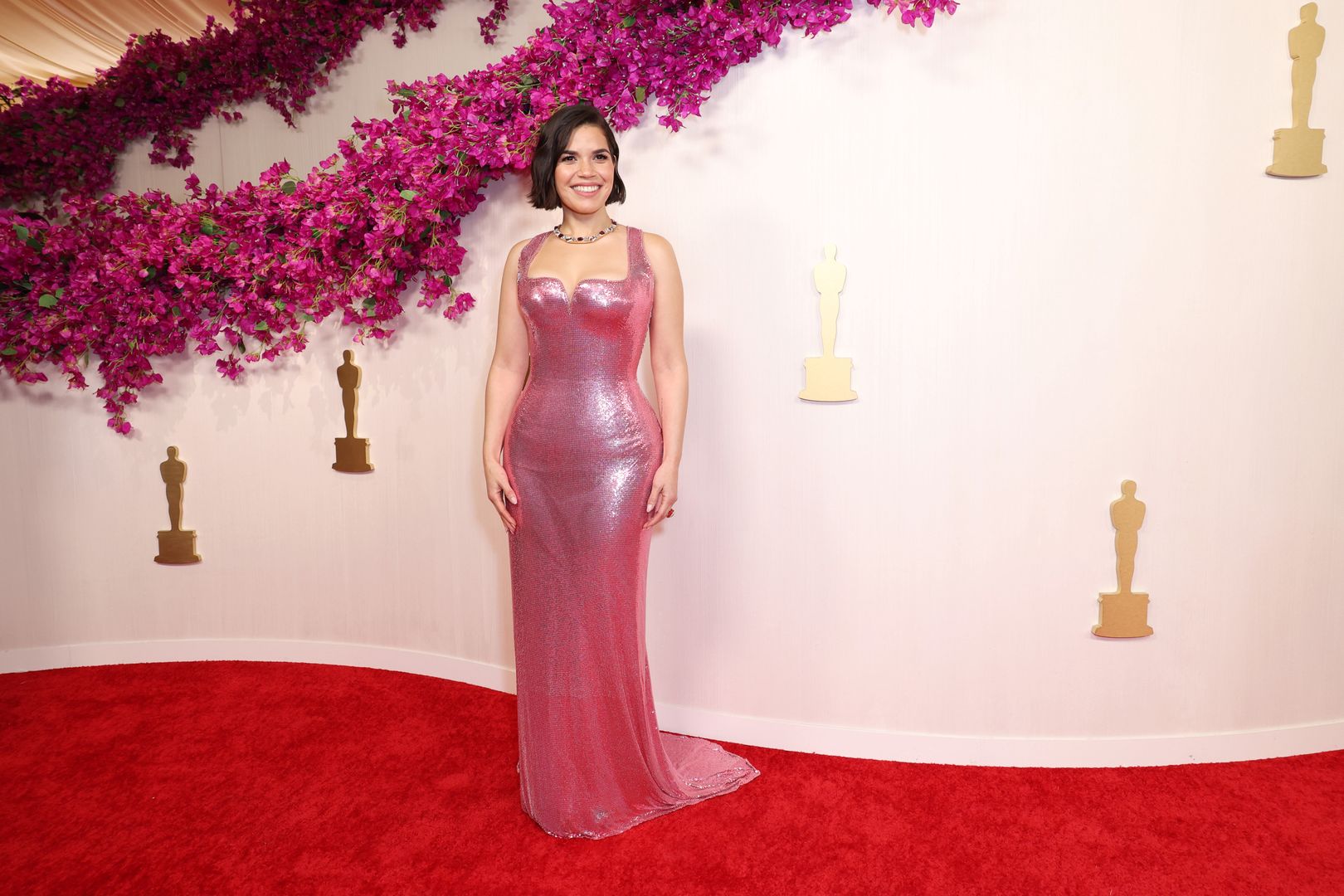 Oscary 2024: America Ferrera na czerwonym dywanie