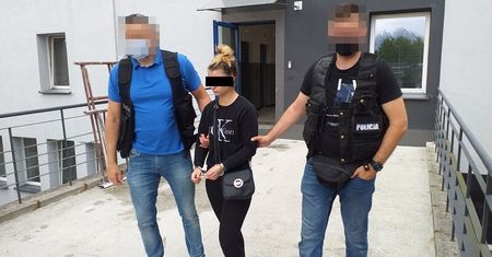 Odbierała pieniądze z oszustw na CBŚP. 22-latka w rękach prawdziwych policjantów