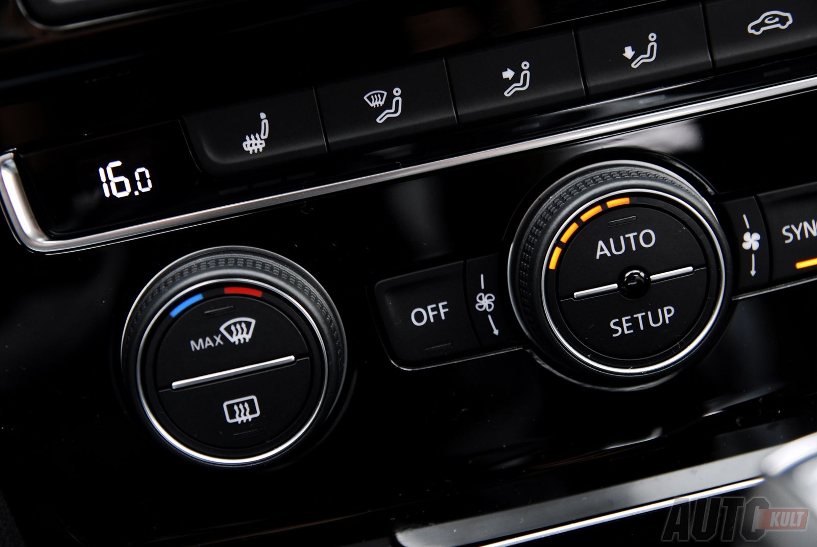 Volkswagen Golf VII 2,0 TDI DSG Highline
