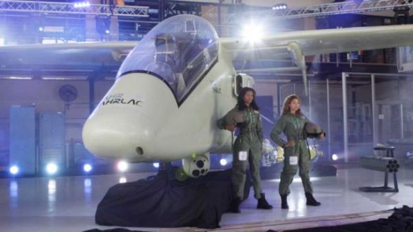 AHRLAC – tani samolot pola walki w dobie kryzysu? 1