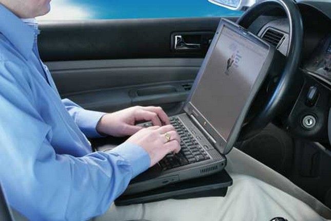 Technologiczne mity. Laptop na kolanach powoduje bezpłodność? 3