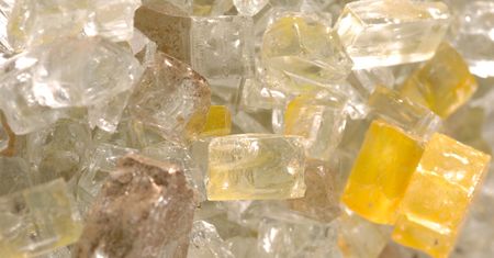 Polacy zjadają nawet 45 kg rocznie. Nie mają świadomości, że przyspiesza starzenie