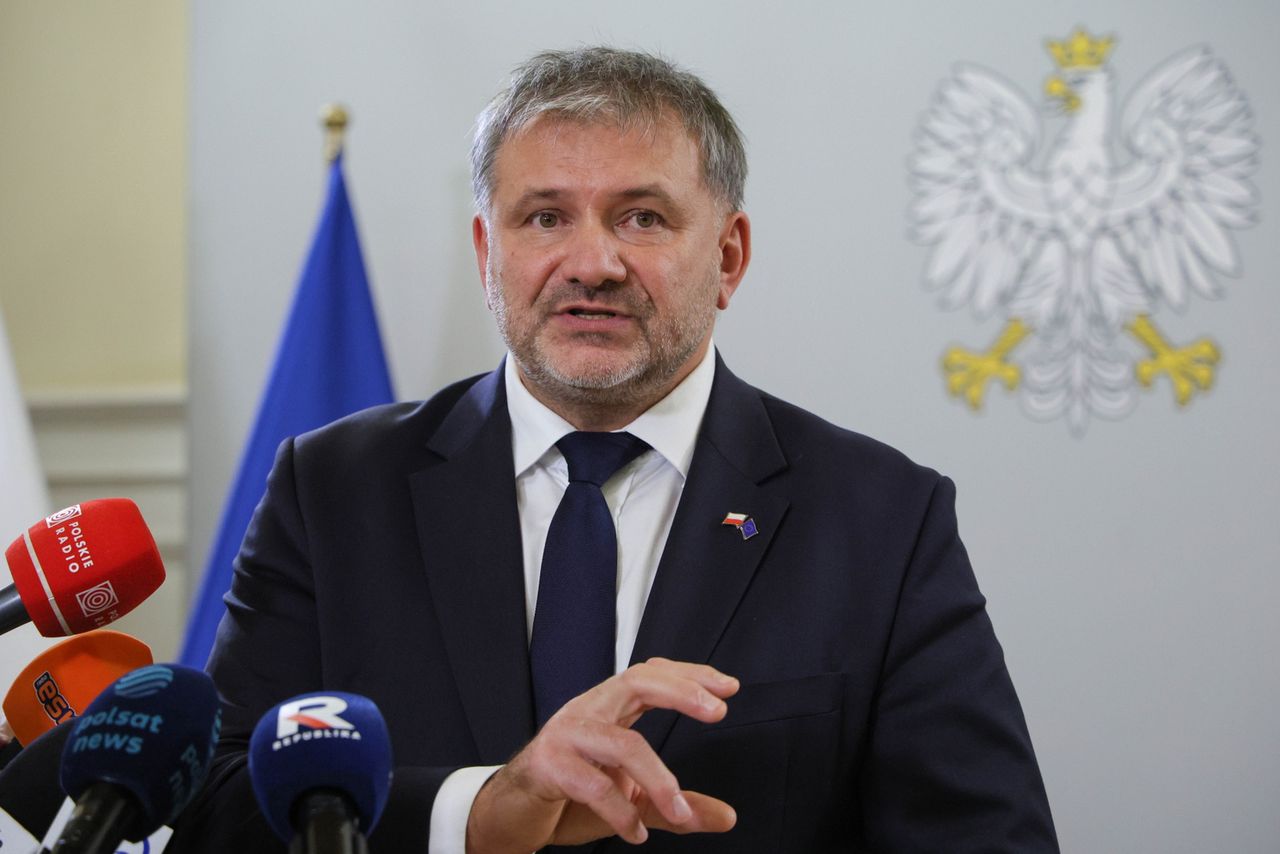 Ziobro przesłuchany za granicą? Żurek: "To nie osoba podejrzewana decyduje"