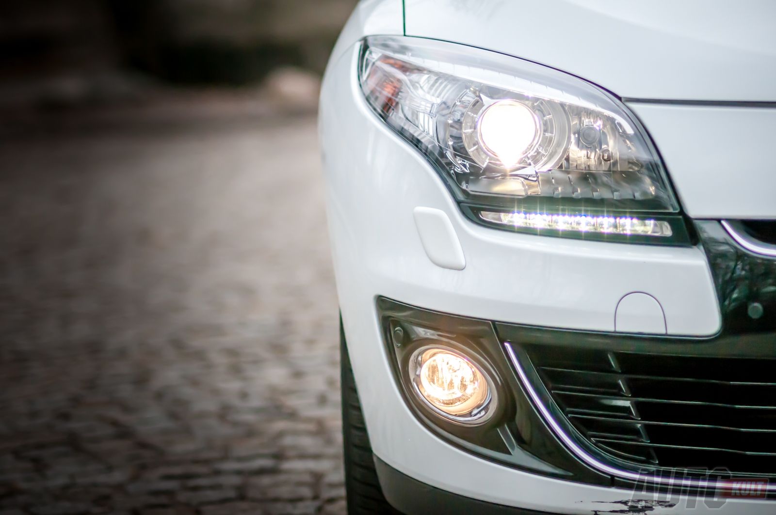 Reflektory Renault Megane